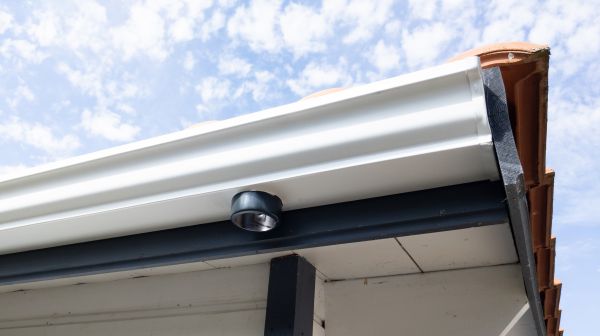 Cost of Seamless Gutters Installation in Kansas City