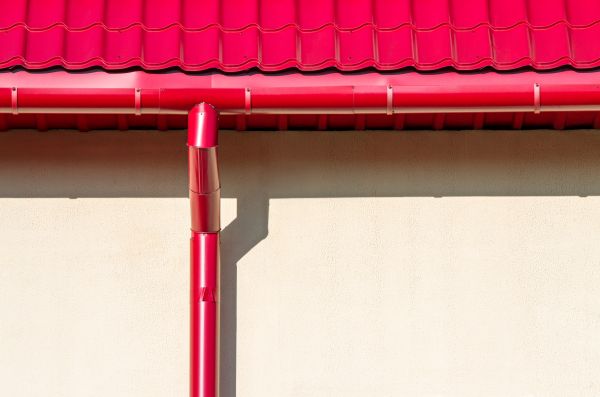 Cost of Downspout Reattachment in Kansas City